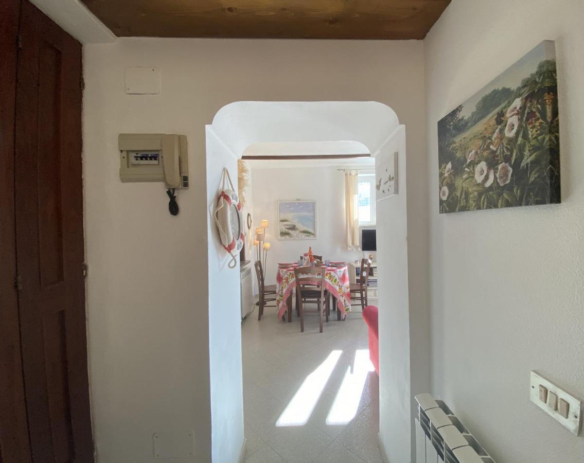 Holidaycasa Mike - Con Terrazzo Vista Mare Sperlonga Exterior photo