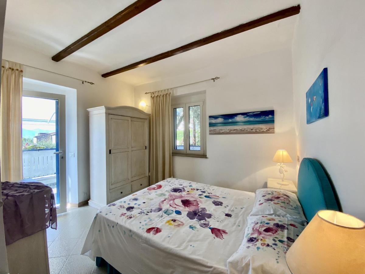 Holidaycasa Mike - Con Terrazzo Vista Mare Sperlonga Exterior photo