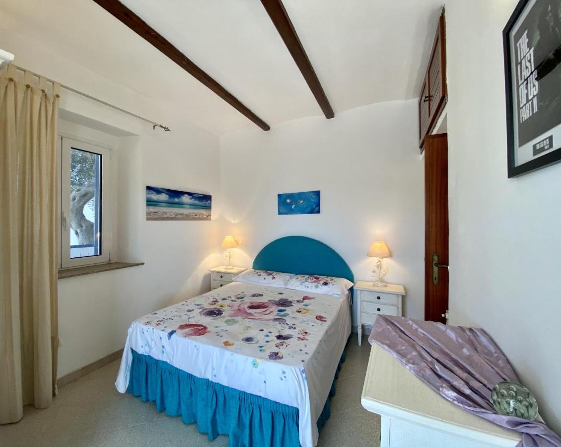 Holidaycasa Mike - Con Terrazzo Vista Mare Sperlonga Exterior photo